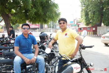 Shivam Yadav and Vikas Haswani from weRR.
