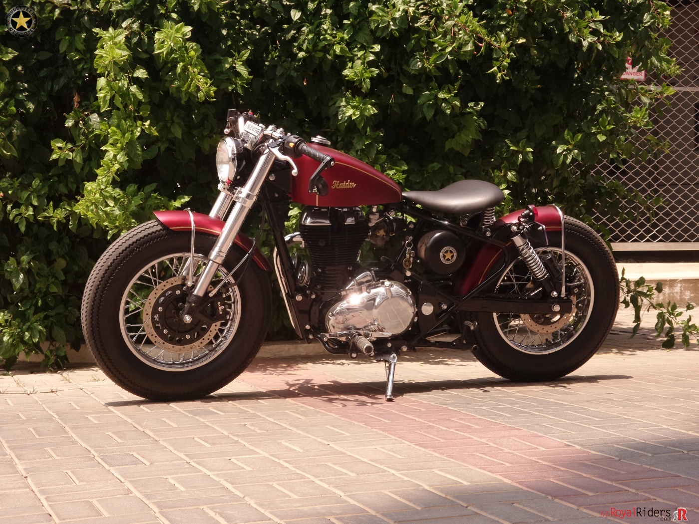 Modified Royal Enfield Classic 350 into a Bobber