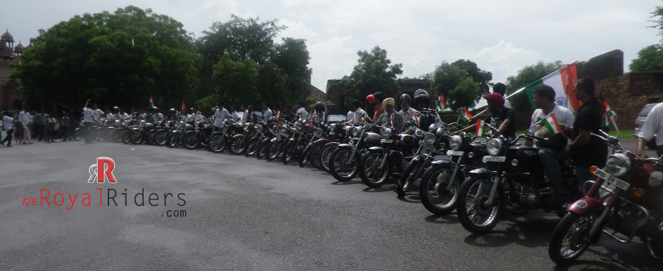 The prodigious group of Royal Riders at Fatehpur Sikri Ride 2013 on August 15.